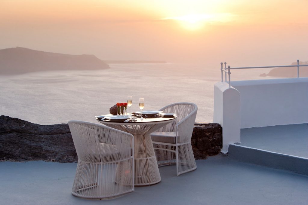 Villa Sunset Romance Dining_Grace Santorini